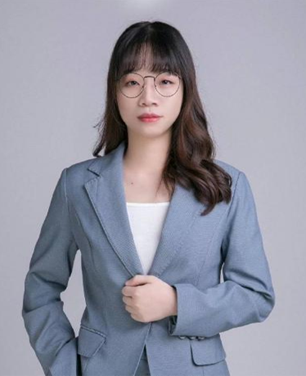 杨雁影