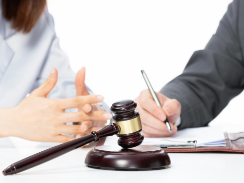 冠领律师说法：签订离婚协议后到账的拆迁补偿归谁