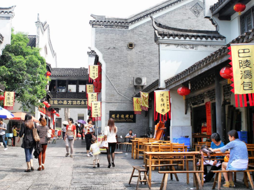 临街商铺被征收，拆迁补偿主要有哪些内容